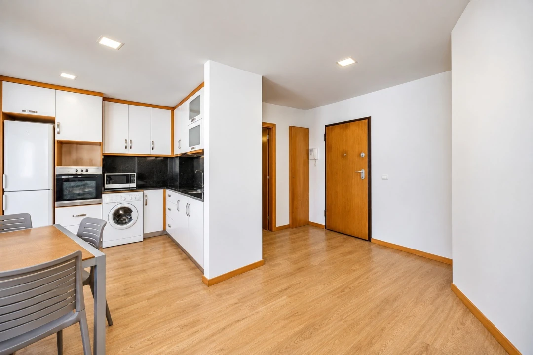 Apartamento T1 para Venda em Bonfim Foto 1