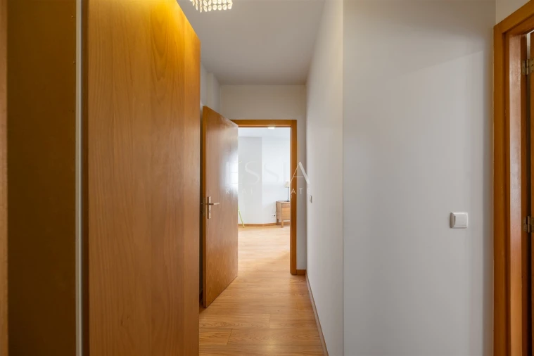 Apartamento T1 para Venda em Bonfim Foto 6