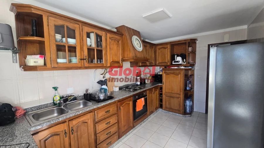 Moradia T3 para Venda em Santos Evos Foto 2