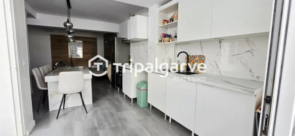 Moradia T2 para Arrendamento em Alcantarilha e Pêra