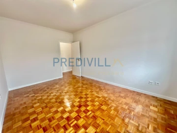 Apartamento T2 para Venda em Póvoa de Varzim, Beiriz e Argivai