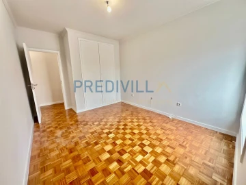 Apartamento T2 para Venda em Póvoa de Varzim, Beiriz e Argivai