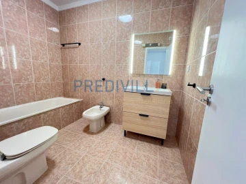 Apartamento T2 para Venda em Póvoa de Varzim, Beiriz e Argivai