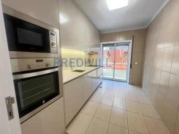 Apartamento T2 para Venda em Póvoa de Varzim, Beiriz e Argivai