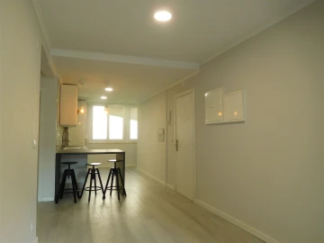 Apartamento T2 para Venda em Benfica
