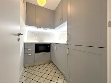 Apartamento T1 para Arrendamento em Aldoar, Foz do Douro e Nevogilde