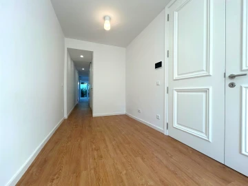 Apartamento T1 para Arrendamento em Aldoar, Foz do Douro e Nevogilde