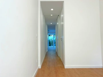 Apartamento T1 para Arrendamento em Aldoar, Foz do Douro e Nevogilde