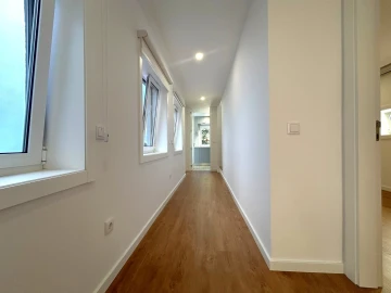 Apartamento T2 para Arrendamento em Aldoar, Foz do Douro e Nevogilde