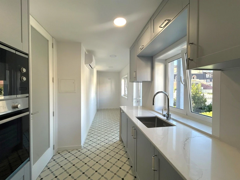 Apartamento T3 para Arrendamento em Aldoar, Foz do Douro e Nevogilde Foto 30