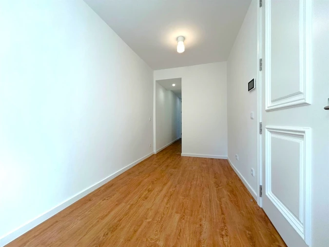 Apartamento T3 para Arrendamento em Aldoar, Foz do Douro e Nevogilde Foto 40