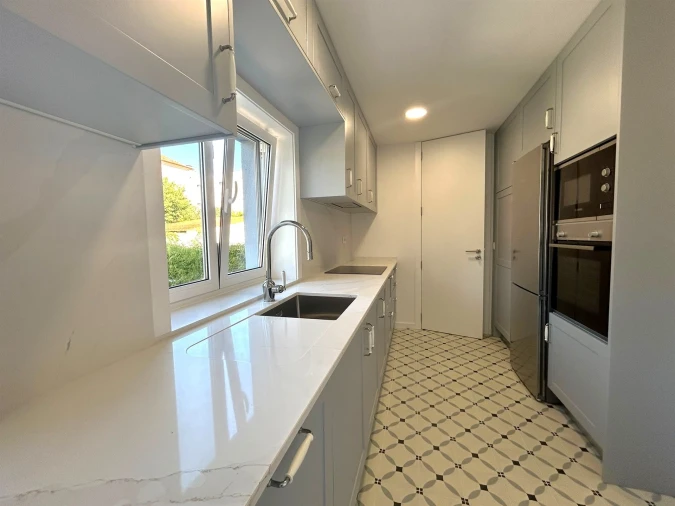 Apartamento T3 para Arrendamento em Aldoar, Foz do Douro e Nevogilde Foto 38