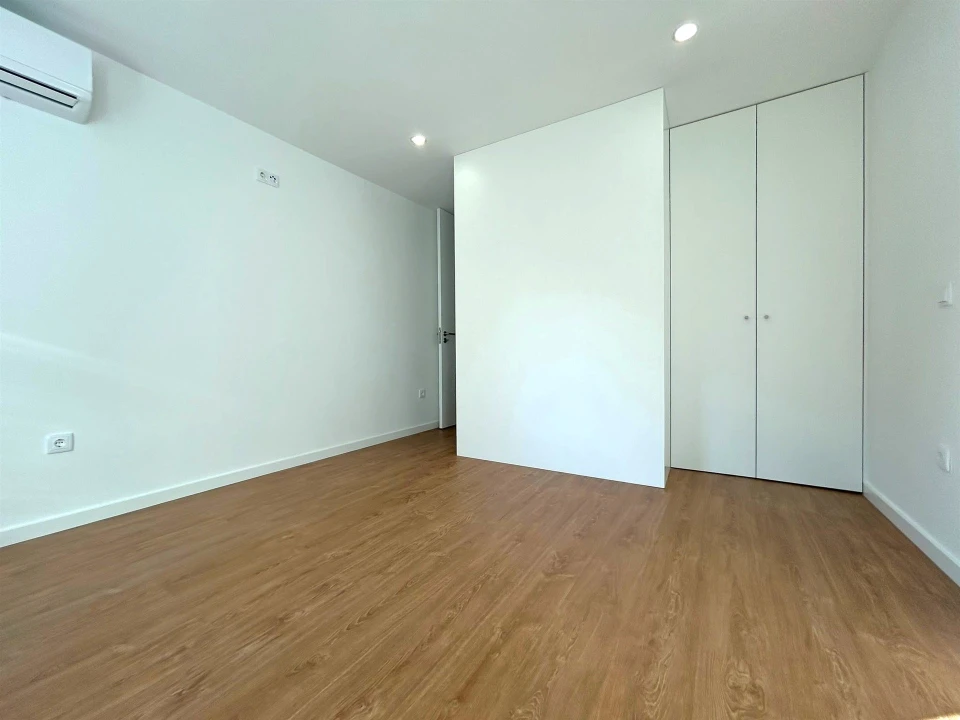 Apartamento T3 para Arrendamento em Aldoar, Foz do Douro e Nevogilde Foto 21