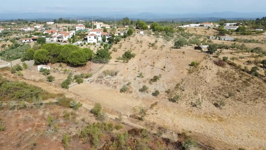 Terreno para Venda em Benquerenças
