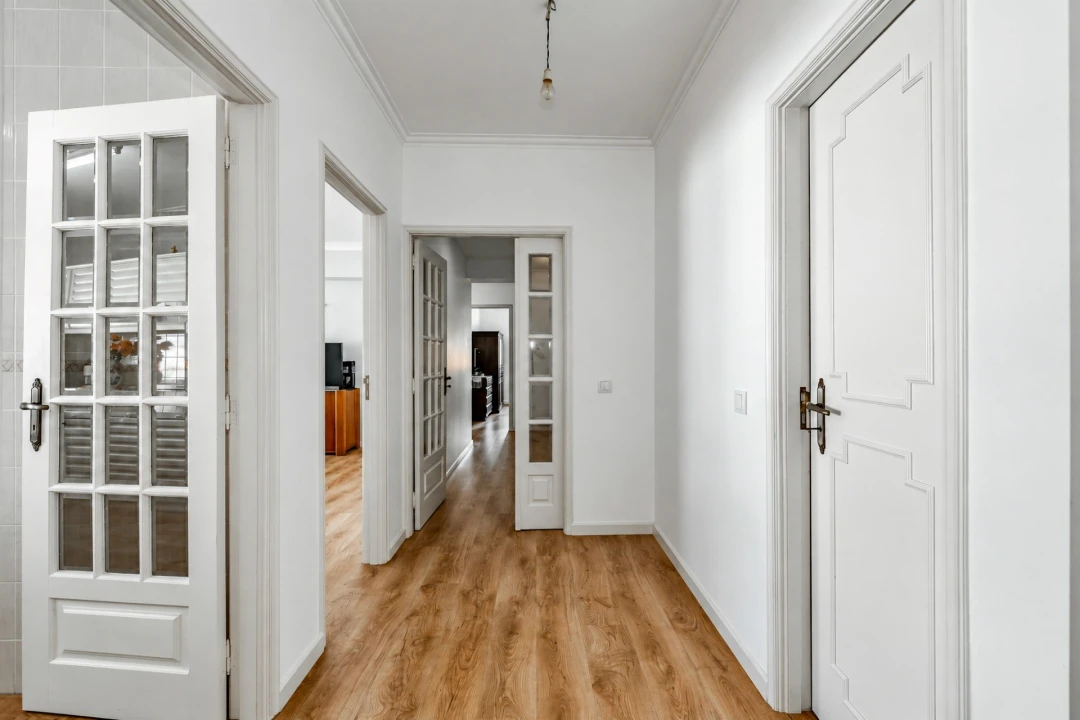Apartamento T3 para Venda em Vila de Prado Foto 2