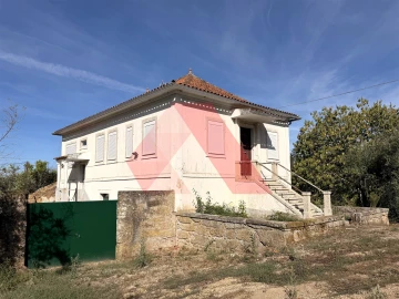 Moradia T3 para Venda em Tabua