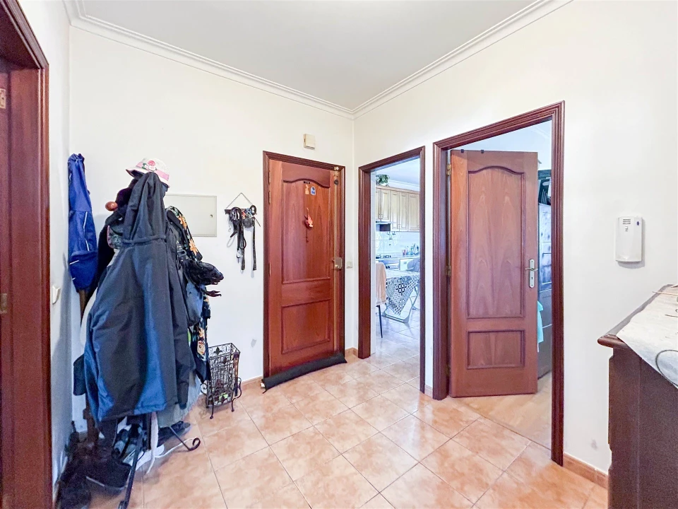 Apartamento T3 para Venda em Alcains Foto 3