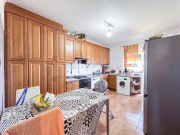 Apartamento T3 para Venda em Alcains