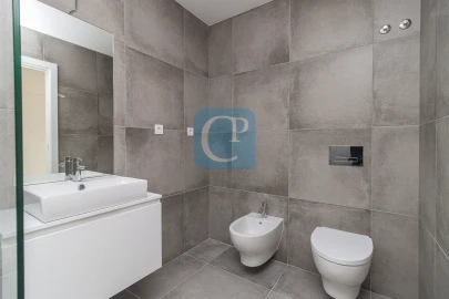 Apartamento T1 para Arrendamento em Pedrouços