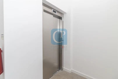 Apartamento T1 para Arrendamento em Pedrouços