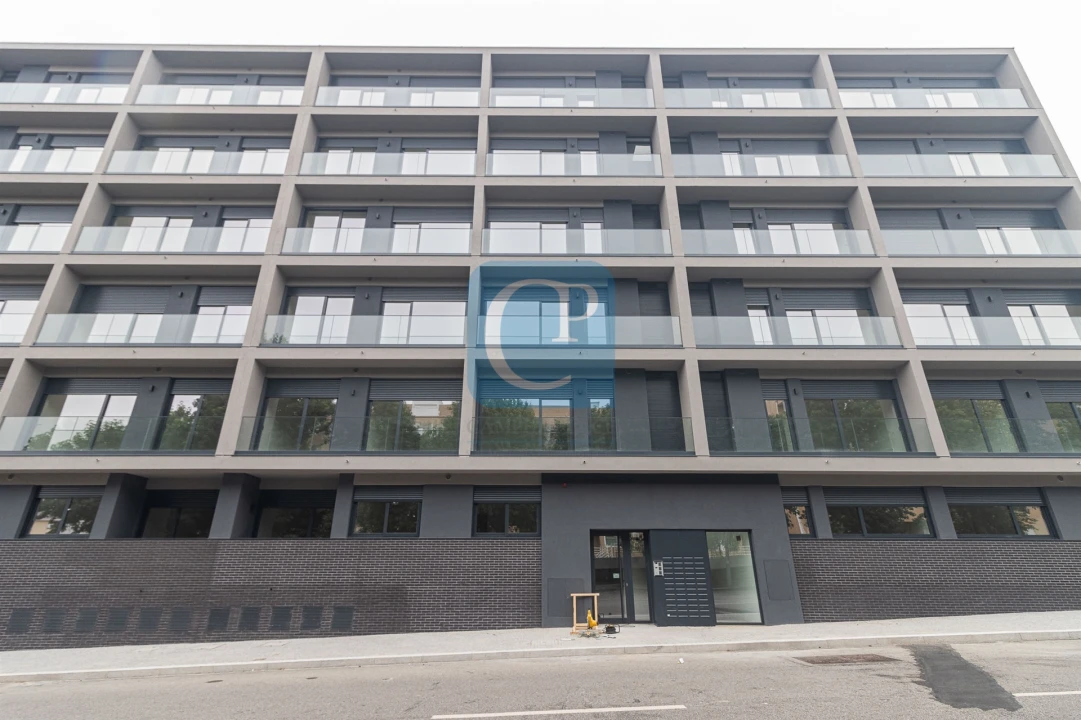 Apartamento T1 para Arrendamento em Pedrouços Foto 21