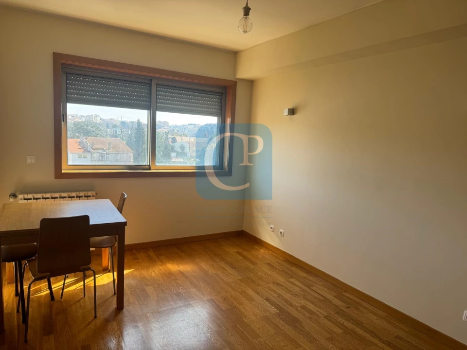 Apartamento T1 para Arrendamento em São Mamede de Infesta e Senhora da Hora Foto 1