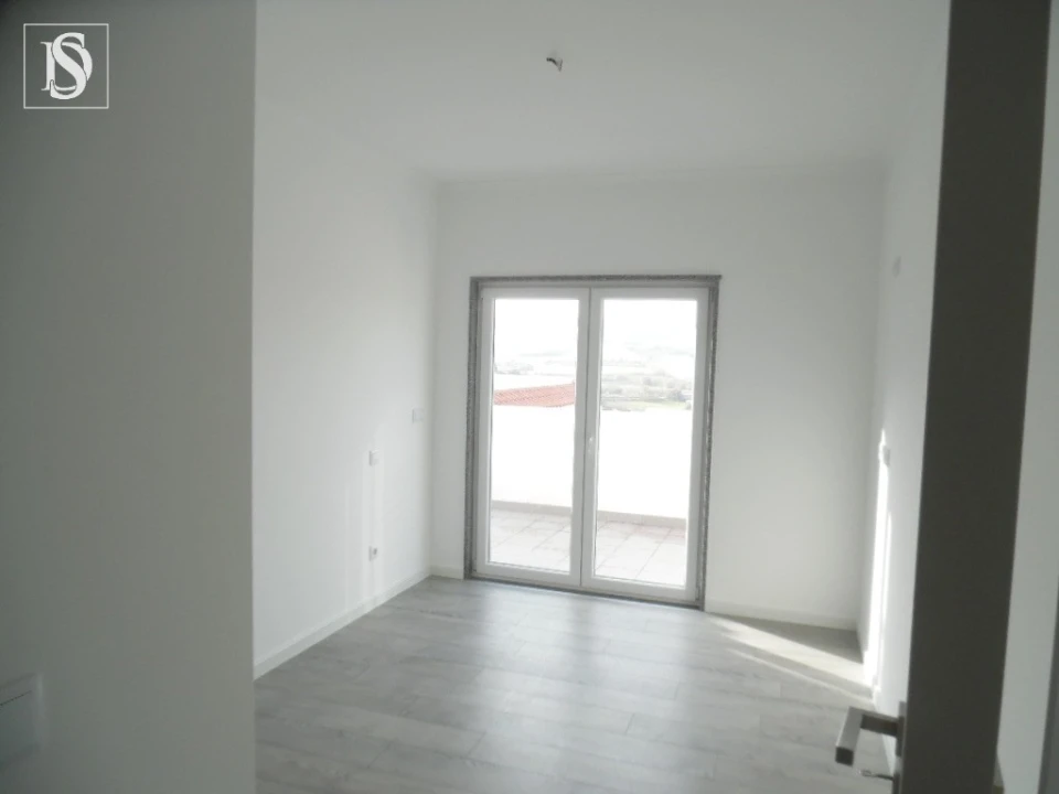 Apartamento T4 para Venda em Lourinhã e Atalaia Foto 12