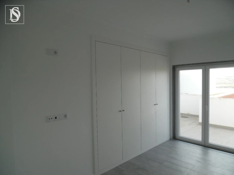 Apartamento T4 para Venda em Lourinhã e Atalaia Foto 10