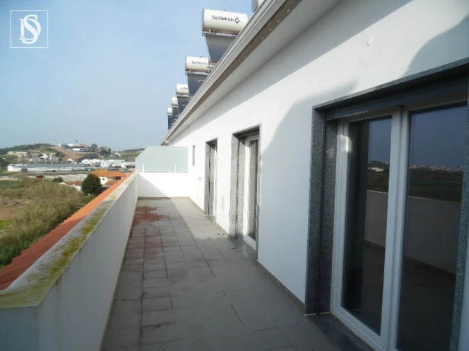Apartamento T4 para Venda em Lourinhã e Atalaia Foto 23