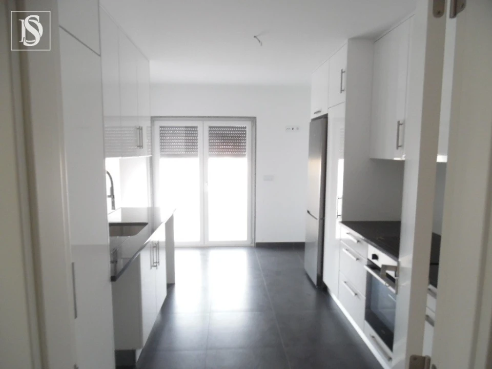 Apartamento T4 para Venda em Lourinhã e Atalaia Foto 4