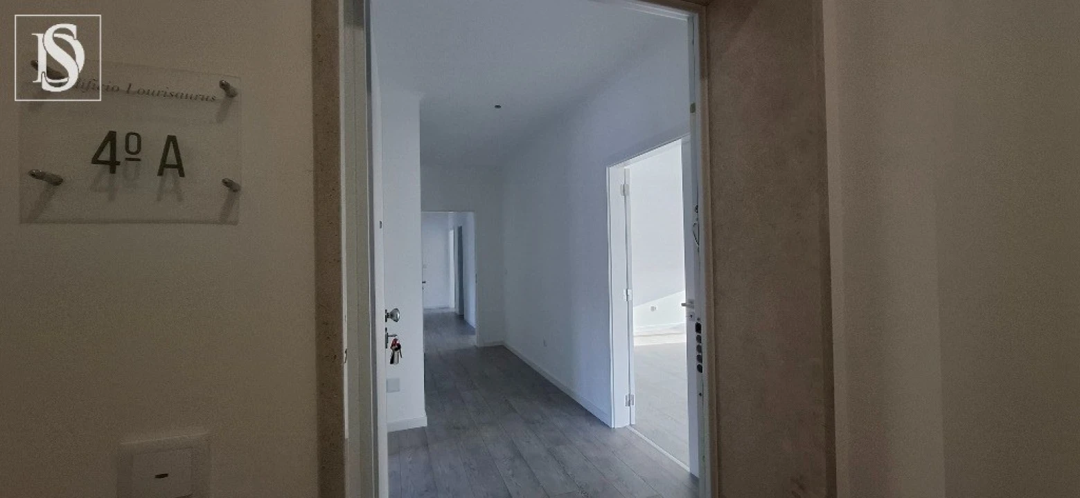 Apartamento T4 para Venda em Lourinhã e Atalaia Foto 17