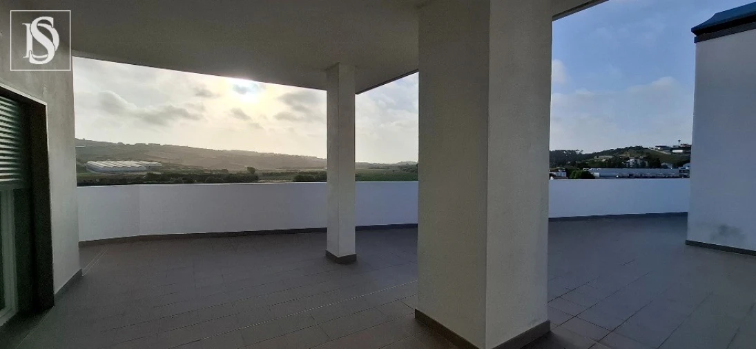 Apartamento T4 para Venda em Lourinhã e Atalaia Foto 9