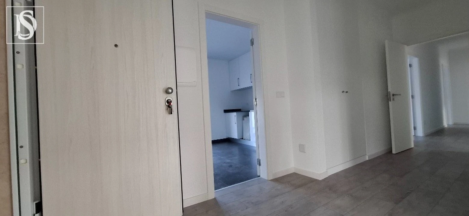 Apartamento T4 para Venda em Lourinhã e Atalaia Foto 5