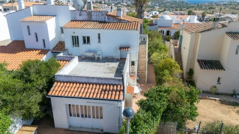 Moradia T4 para Venda em Lagos (São Sebastião e Santa Maria)
