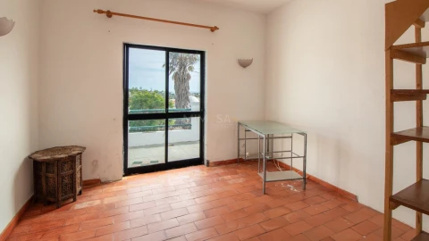 Moradia T4 para Venda em Lagos (São Sebastião e Santa Maria)