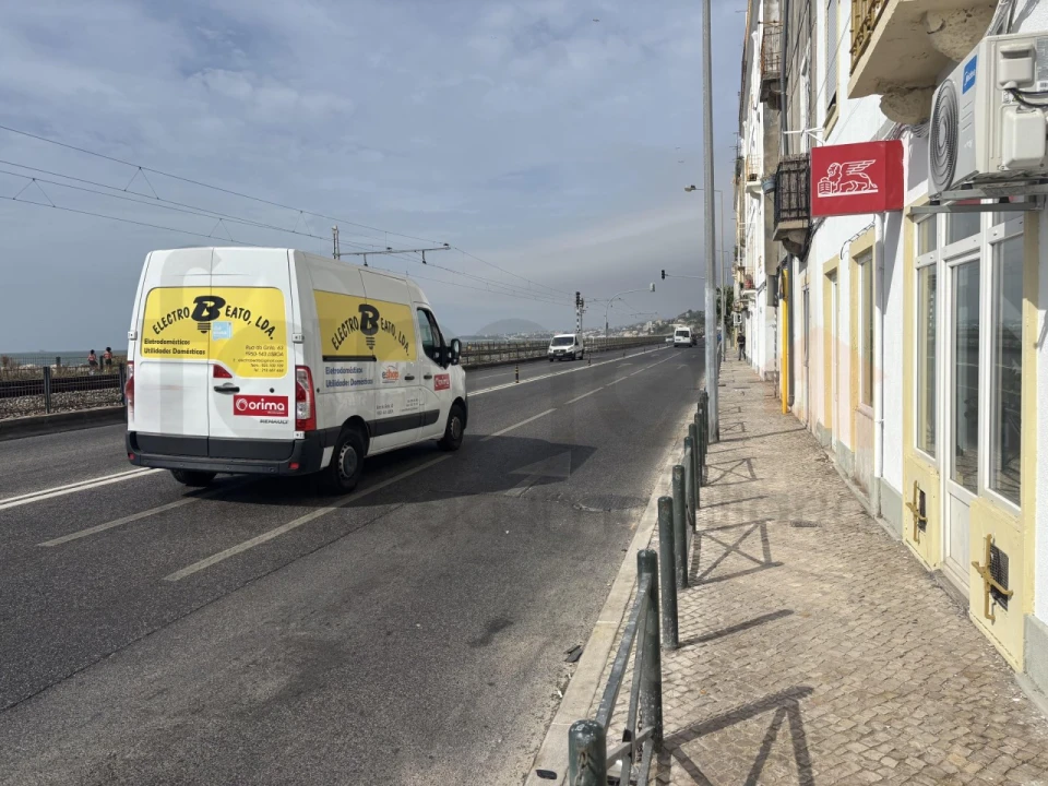Apartamento T2 para Venda em Algés, Linda-A-Velha e Cruz Quebrada-Dafundo Foto 20