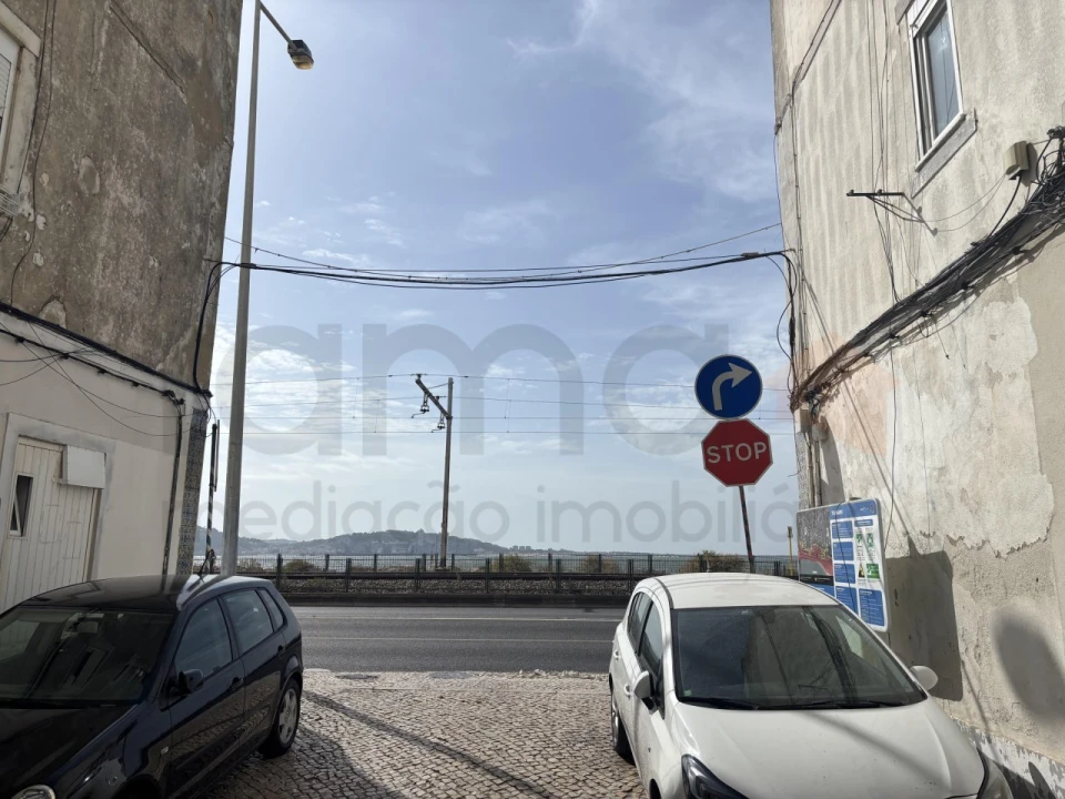 Apartamento T2 para Venda em Algés, Linda-A-Velha e Cruz Quebrada-Dafundo Foto 24