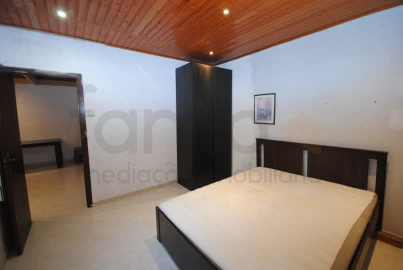 Apartamento T2 para Venda em Algés, Linda-A-Velha e Cruz Quebrada-Dafundo