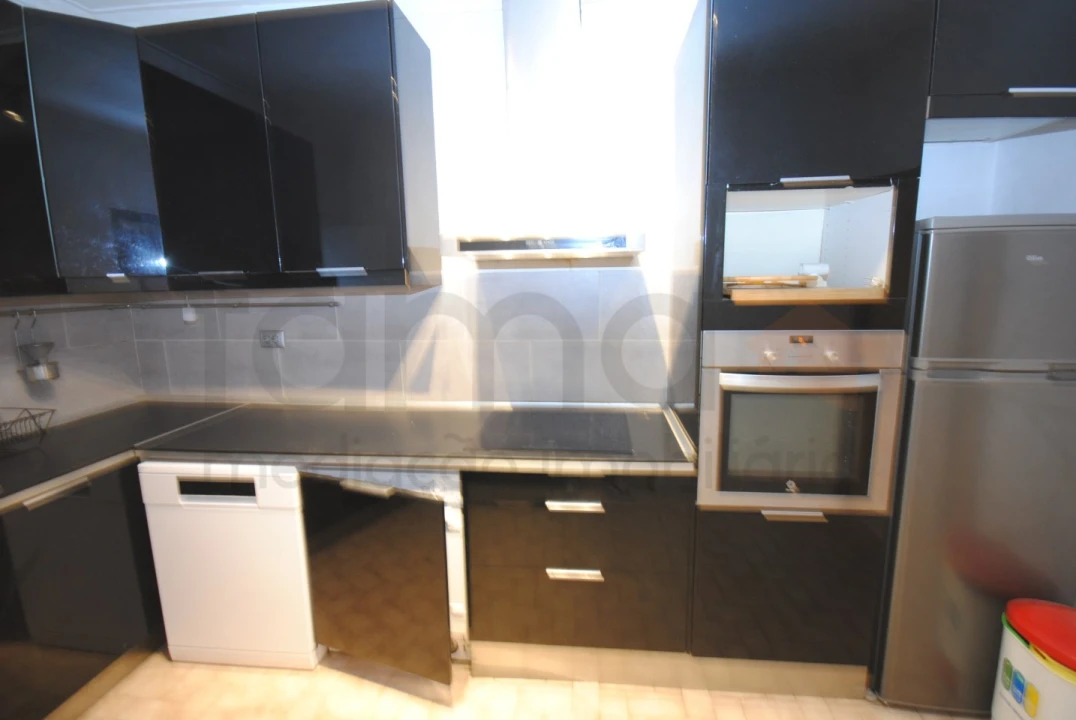 Apartamento T2 para Venda em Algés, Linda-A-Velha e Cruz Quebrada-Dafundo Foto 18
