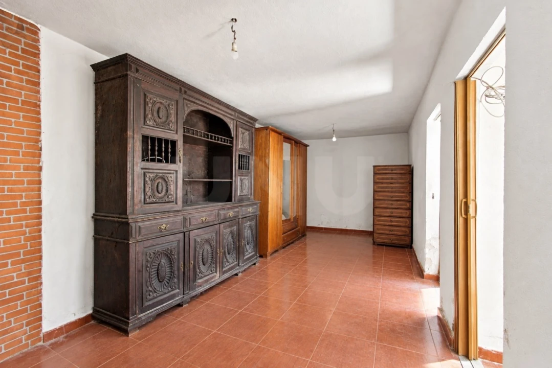 Moradia T2 para Venda em Painho e Figueiros Foto 5