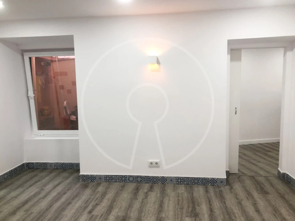 Apartamento T1 para Venda em Ajuda Foto 3