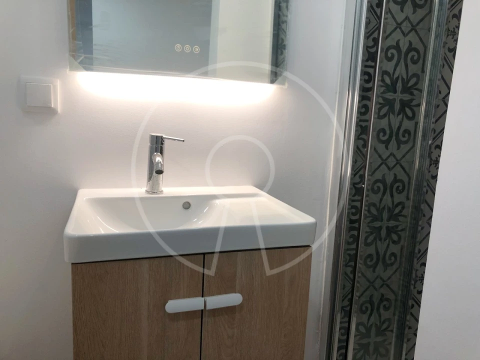 Apartamento T1 para Venda em Ajuda Foto 16