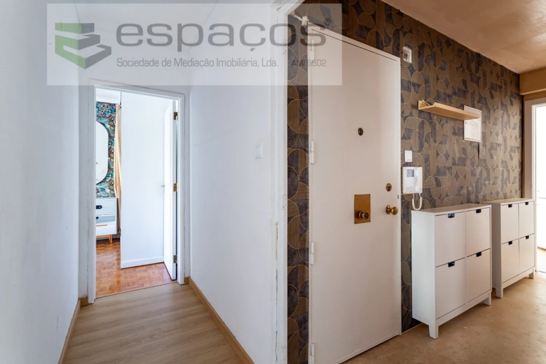 Apartamento T3 para Venda em Sacavém e Prior Velho Foto 18