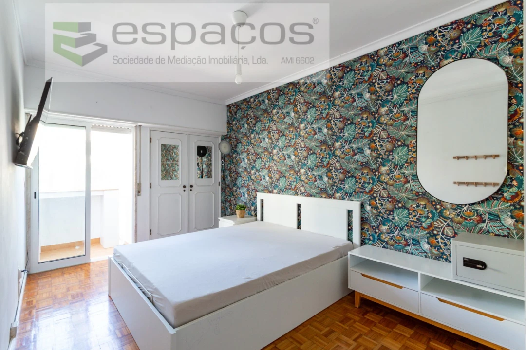 Apartamento T3 para Venda em Sacavém e Prior Velho Foto 19