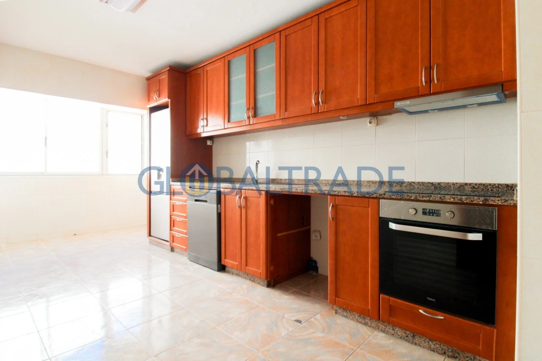 Apartamento T3 para Venda em Vilar de Andorinho Foto 8