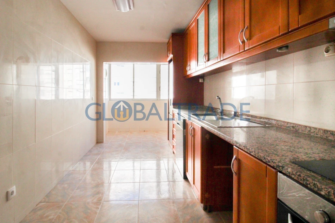Apartamento T3 para Venda em Vilar de Andorinho Foto 9