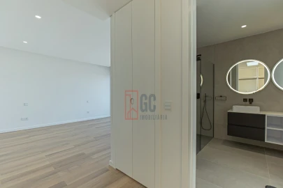 Moradia T3 para Venda em Gulpilhares e Valadares