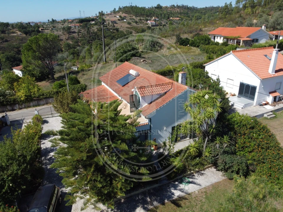 Moradia T3 para Venda em São Pedro de Tomar Foto 1
