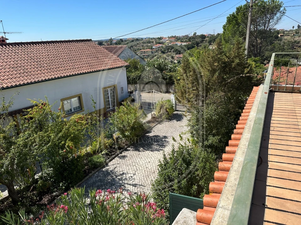 Moradia T3 para Venda em São Pedro de Tomar Foto 41