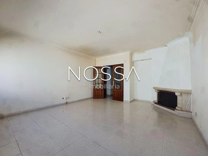 Apartamento T2 para Venda em Corroios Foto 2